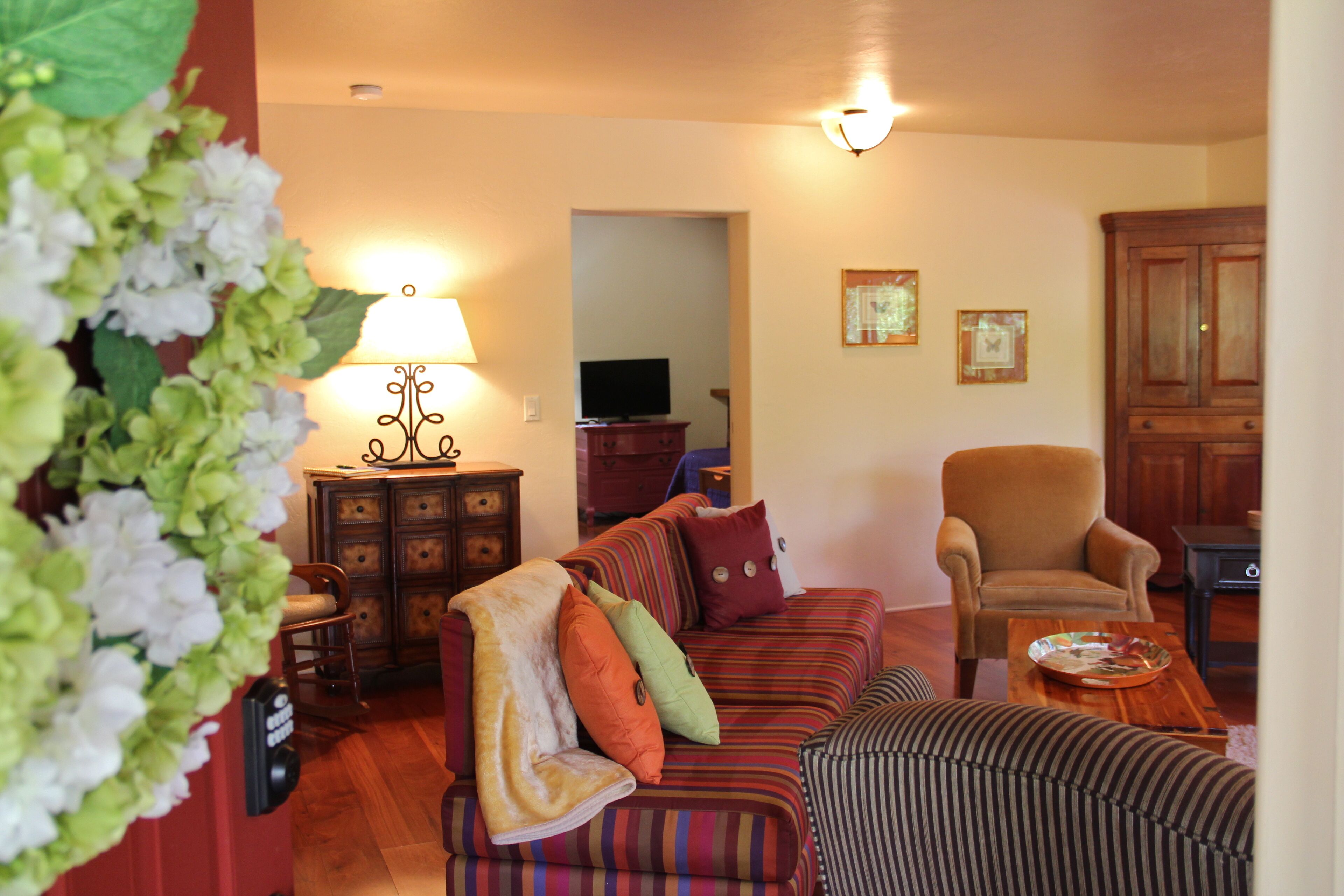 Sedona Serendipity -- Unique and charming indoors and out, perfect location