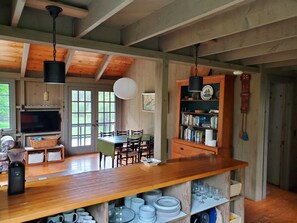 Interior - Prud'homme Cottage: bright, private architectural cottage on Mitchell Cove (Bernard)
