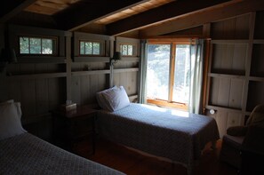 3 Schlafzimmer, Schreibtisch, Bügeleisen/Bügelbrett, kostenloses WLAN