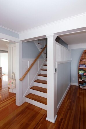 Interior - Private Beach On Nantucket Sound!  (2055) (Dennis Port)