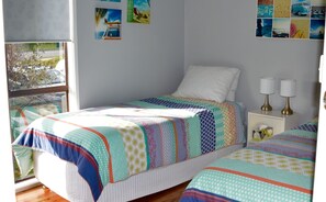 4 habitaciones, tabla de planchar con plancha y wifi gratis 