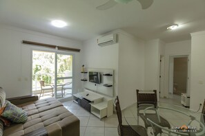 Smart TV, DVD player, ping pong, video library