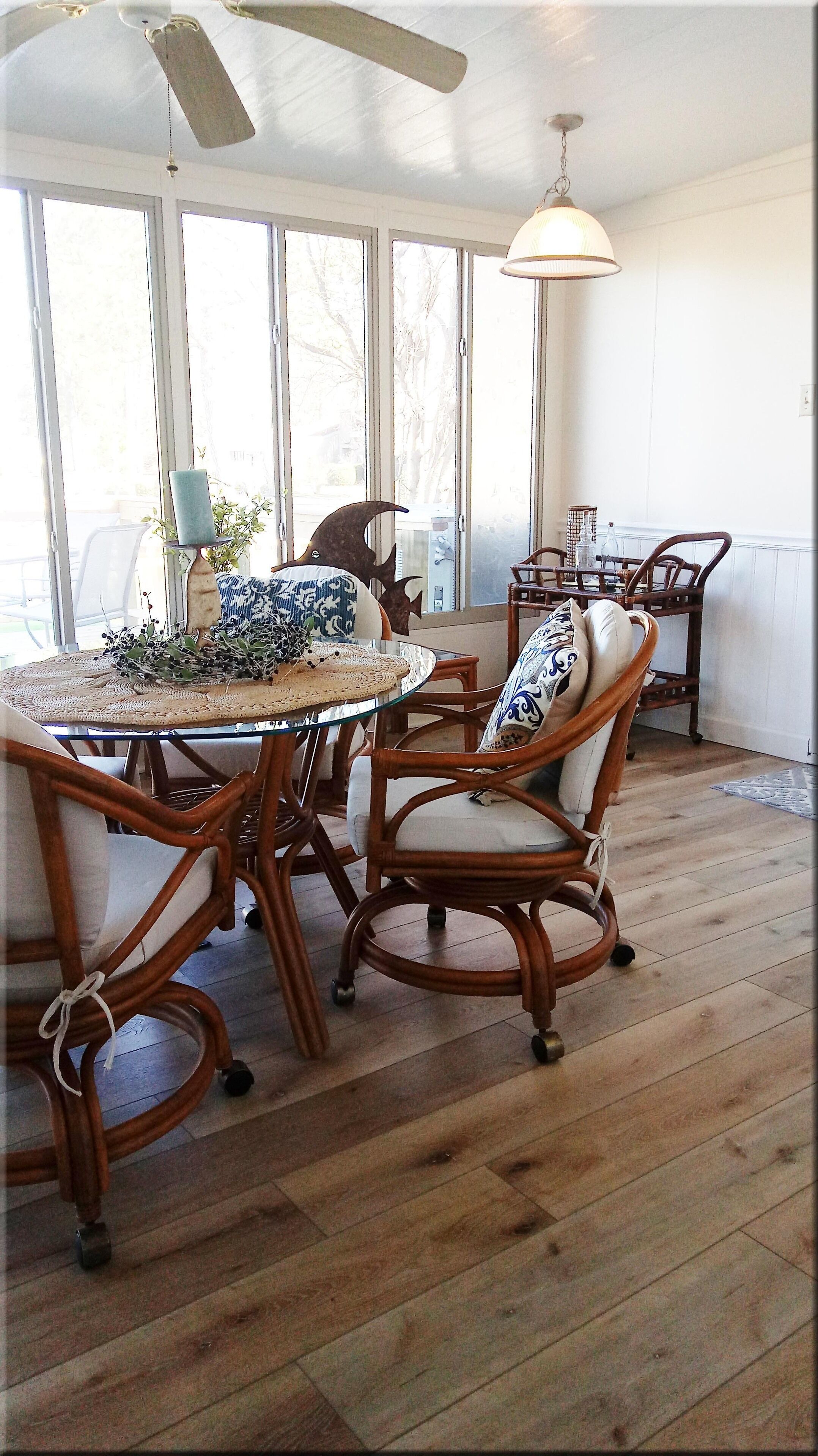 LOVELY WATERFRONT TOWNHOUSE WITH DOCK, KAYAK & PADDLE BOARD