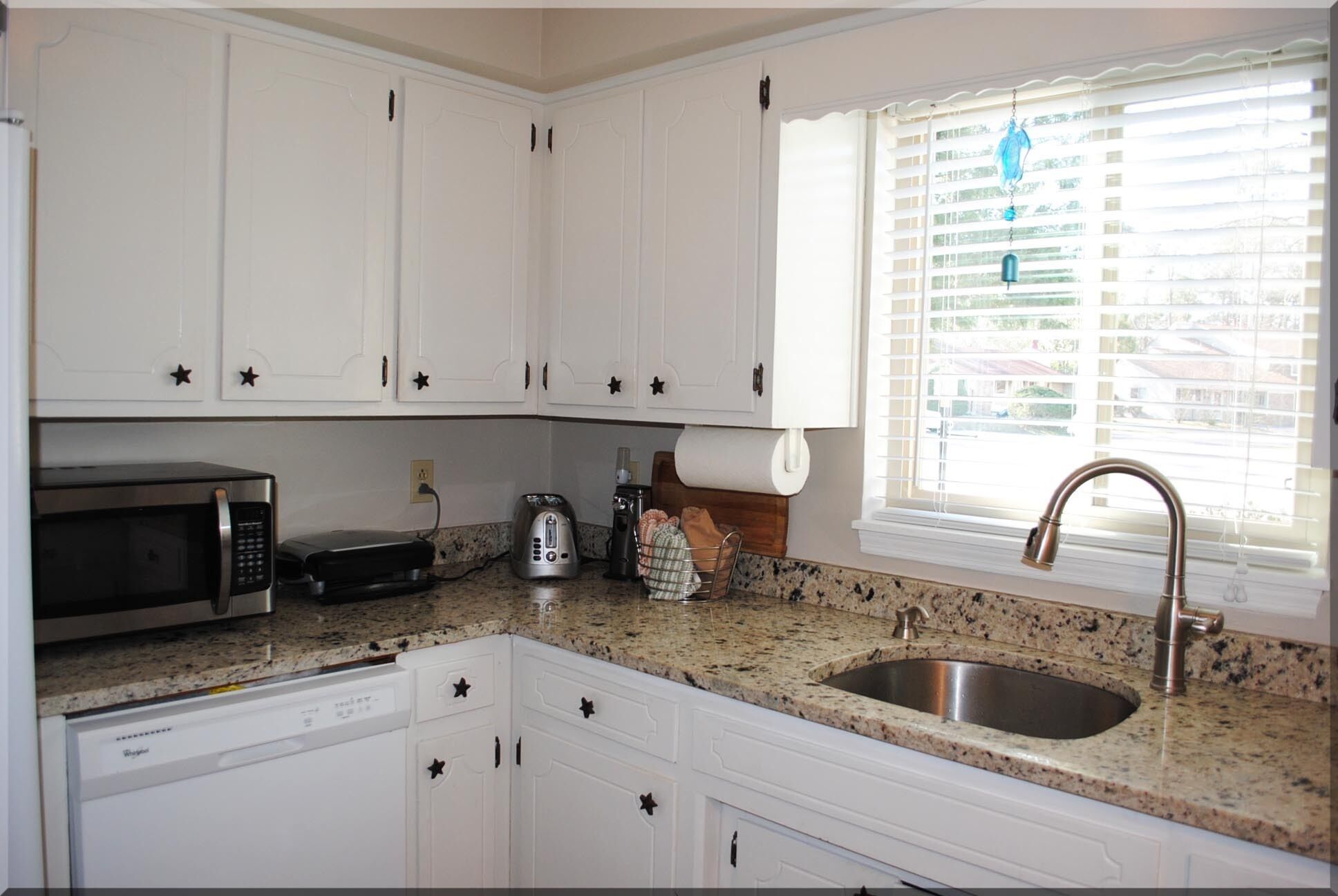 LOVELY WATERFRONT TOWNHOUSE WITH DOCK, KAYAK & PADDLE BOARD