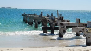 Beach - 55 Bashford St Top Spot Jurien Bay (Jurien Bay)