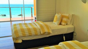 2 bedrooms, iron/ironing board, travel cot, free WiFi