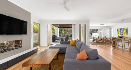 Seaside Beach House - Marcoola Beach