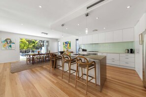 Unclassified image, 4 of 17, button - Seaside Beach House (Marcoola)