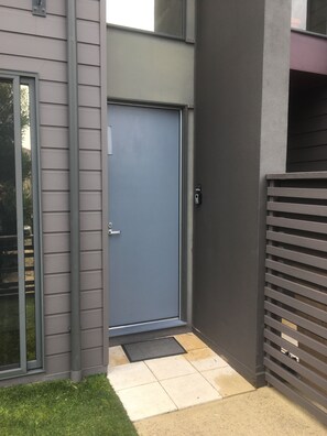 Exterior detail - Coast at The Sands, Torquay (Torquay Surfcoast)