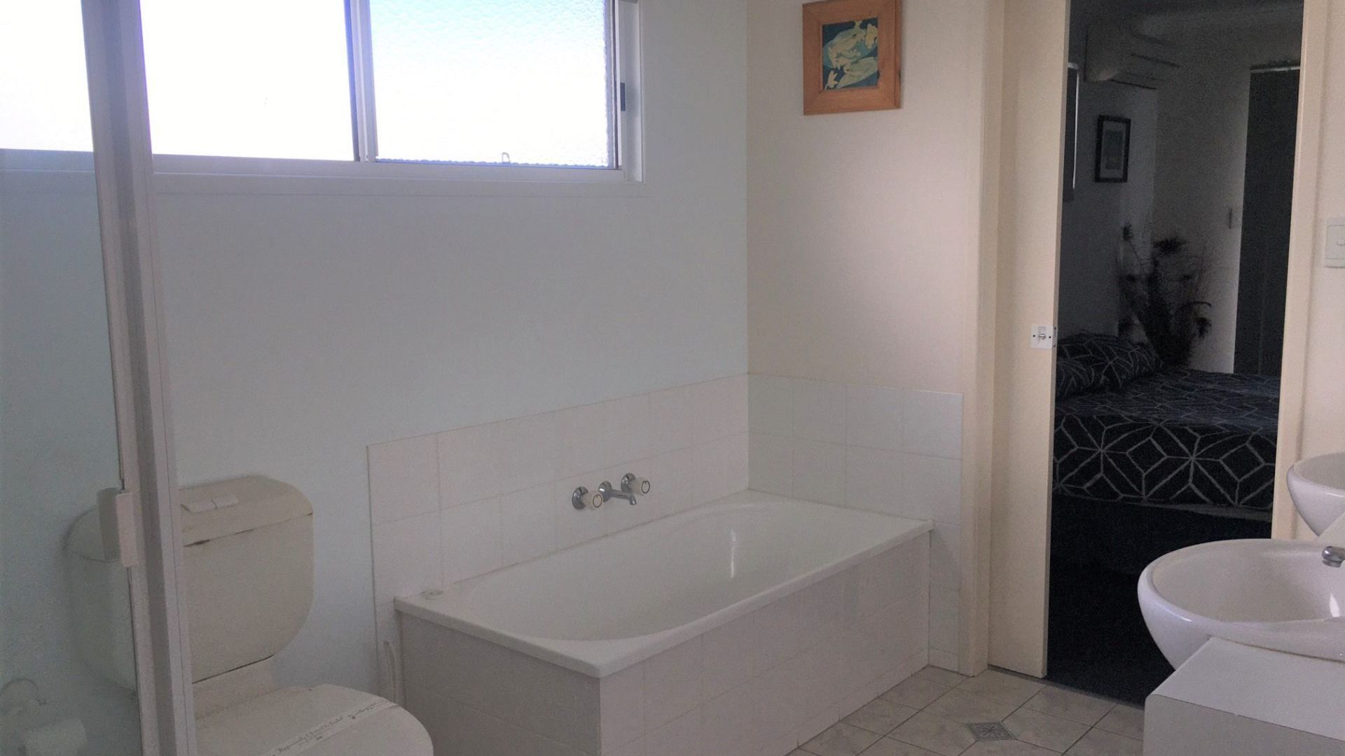 4/42 Manooka Drive - Rainbow Beach. Stunning Panoramic Views and Swimming Pool — image 12