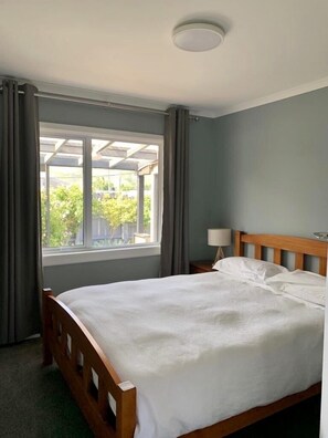 3 soverom, strykejern/-brett, wi-fi (inkludert) og sengetøy