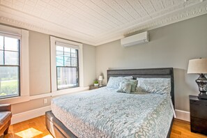 4 bedrooms, free WiFi, bed sheets