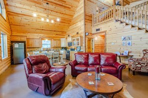 TV, peis, DVD-spiller og fotballspill