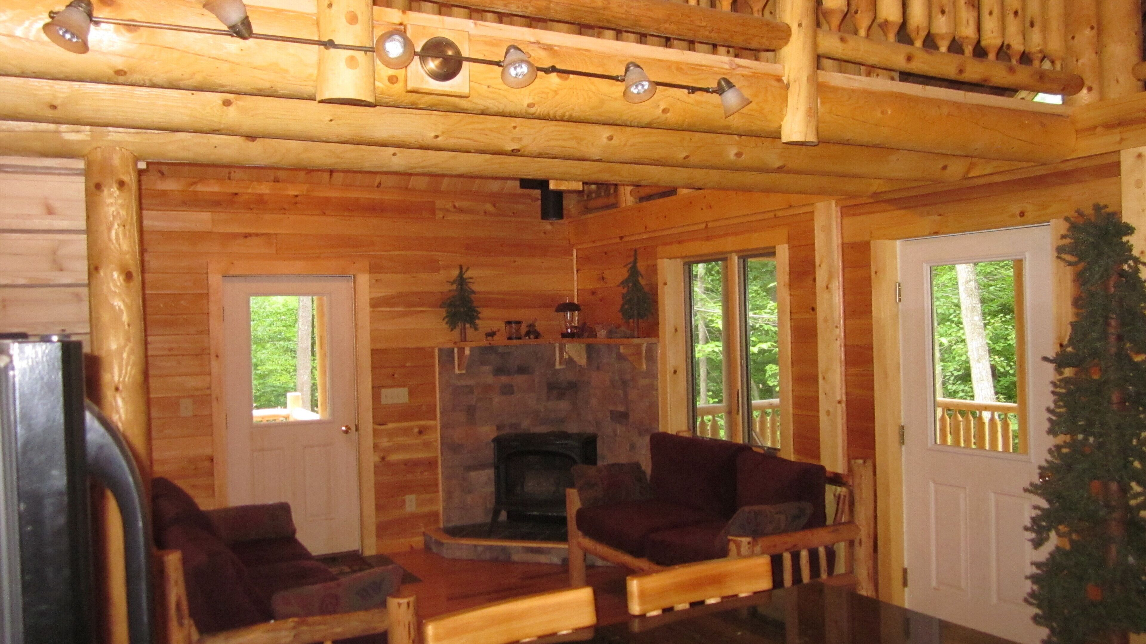 Relaxing Log Cabin Retreat minutes from Whiteface