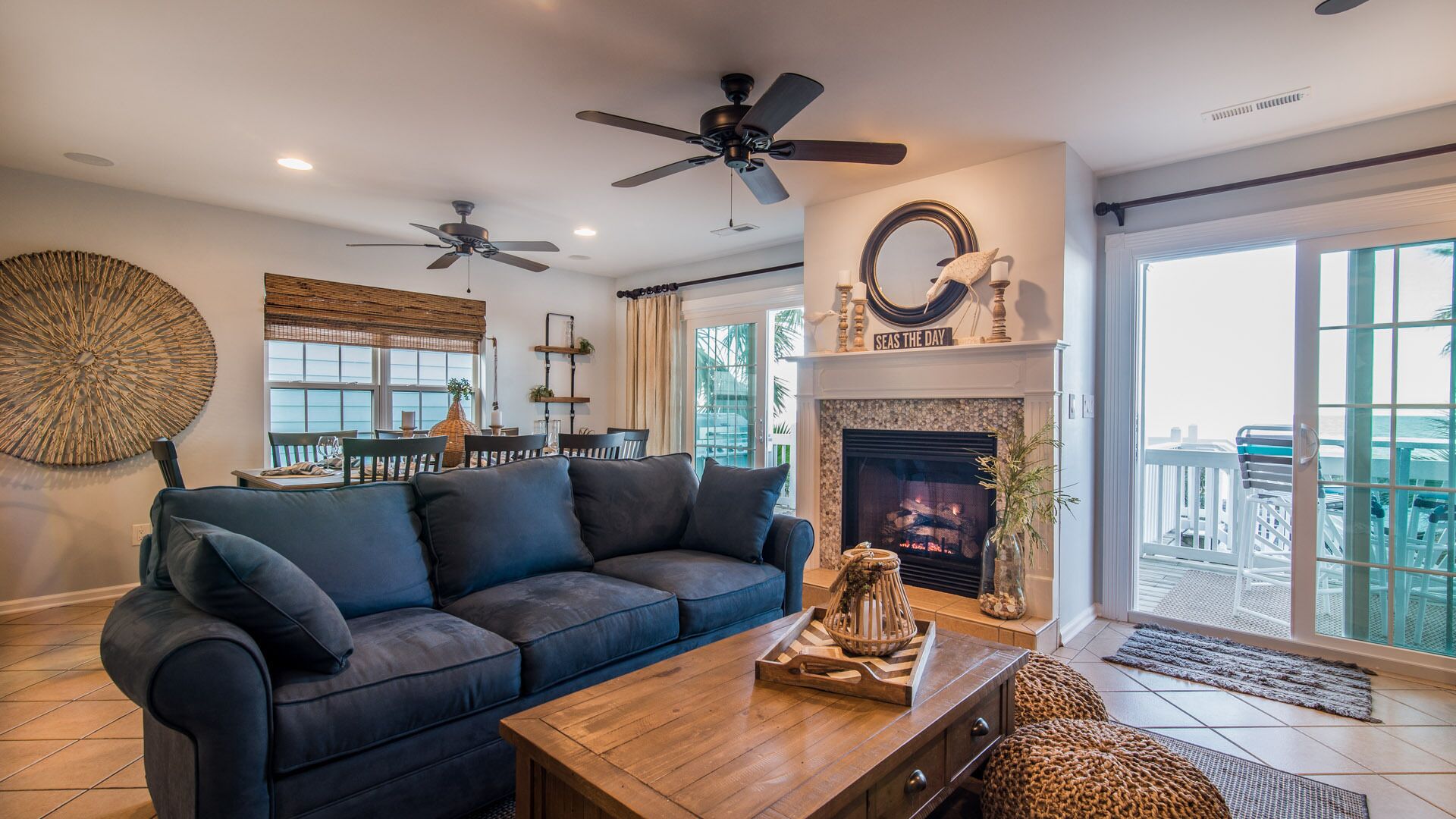 TV connectée, lecteur de DVD, chaîne hi-fi