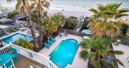 Location! Unobstructed  OCEANFRONT Private Heated Pool, May 25-June 1 available!