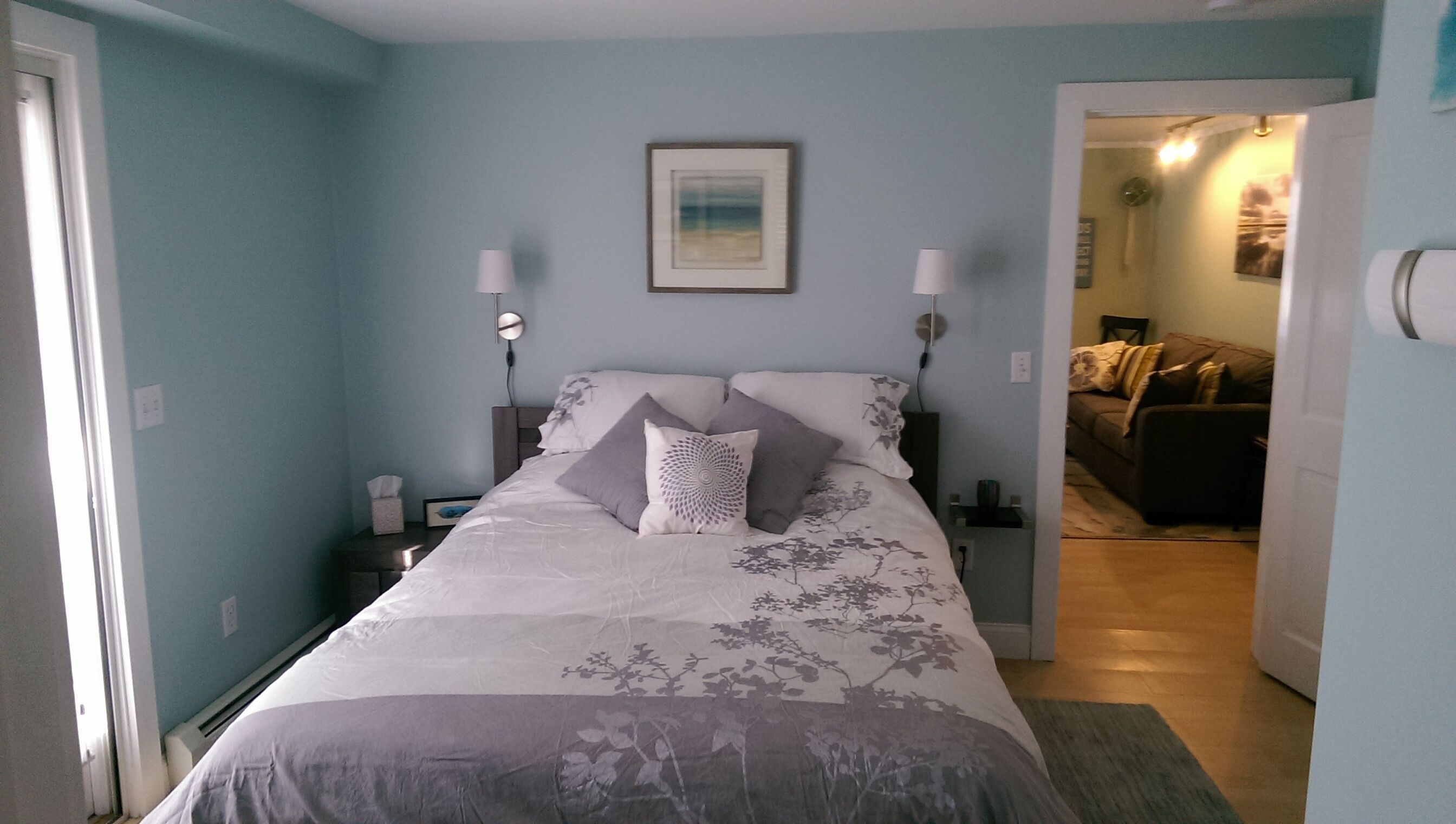 Short walk to town,one bedroom unit