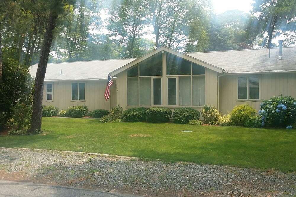 Great Harbors, Pets Welcome, Fenced Yard-Internet/Central AC