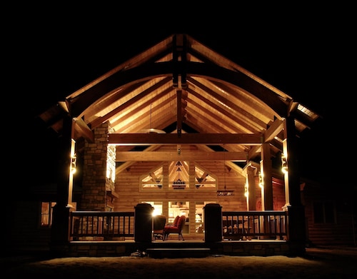 Large Family Home with Acreage in Beautiful Animas Valley [CO Lic. 02872172-000]