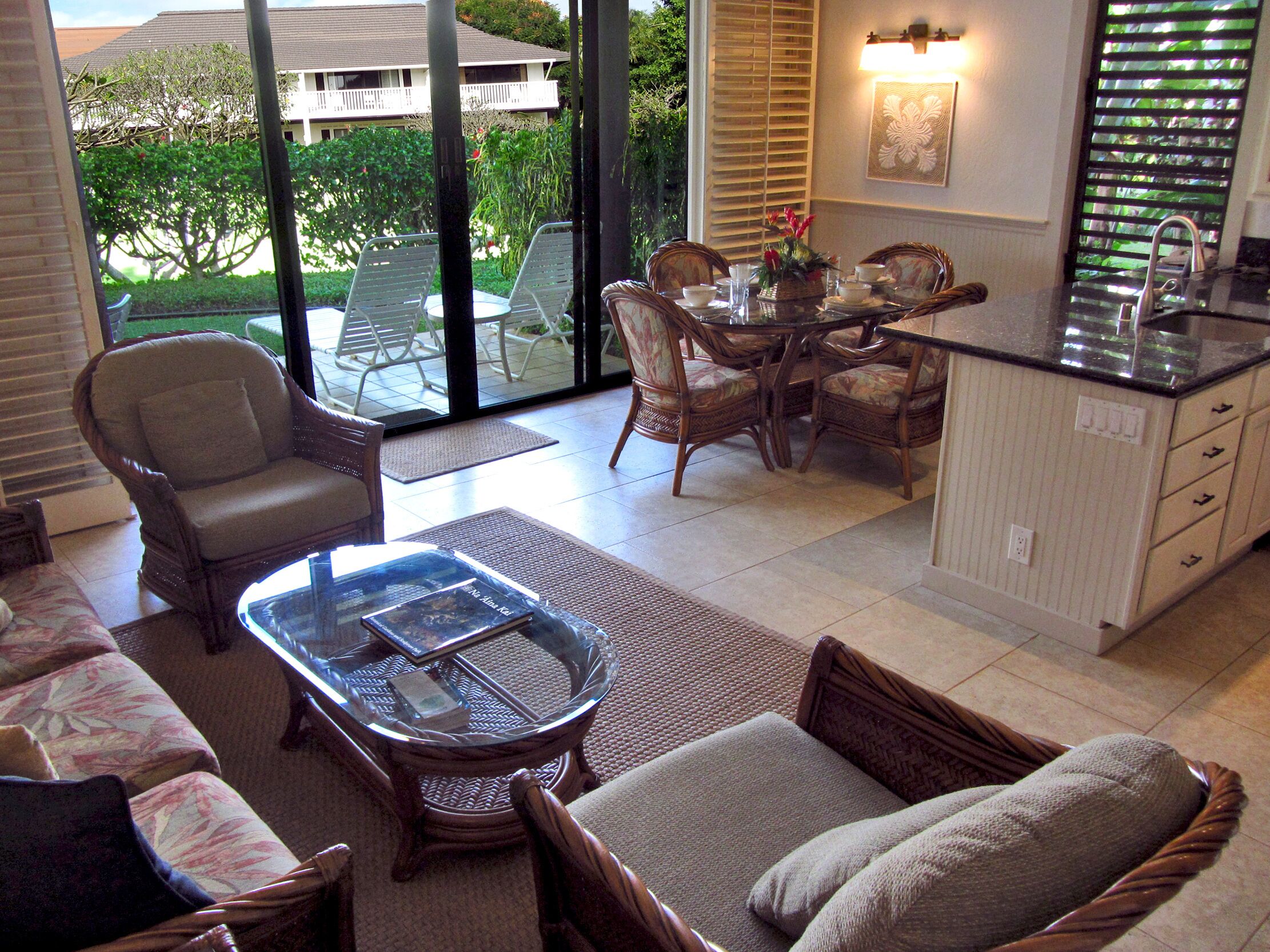 Kiahuna #39 ground floor A/C -90 second walk  to beach!  Very private! AWESOME!