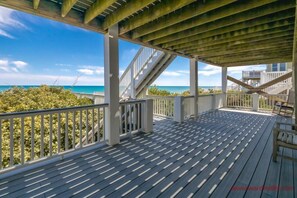 Terrace/patio - Beach Dreamer - Beautiful Oceanfront 5 BR Home with Elevator! (North Topsail Beach)