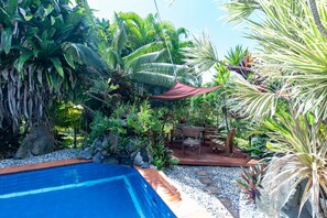 Pool - Privacy in the hub of beautiful Muri Beach (Muri Beach)