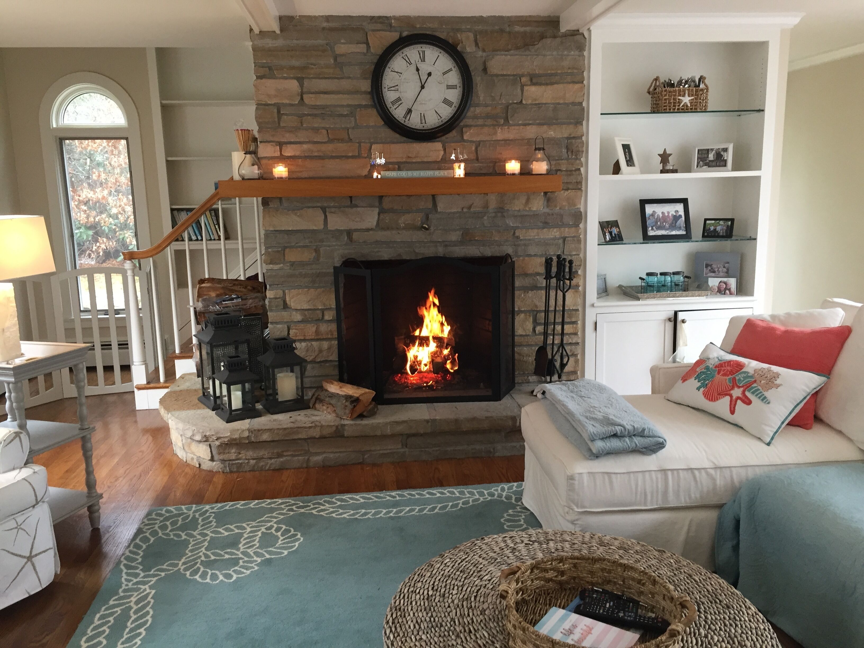 Lovely Osterville Home With New Gunite Pool and Beach Pass.