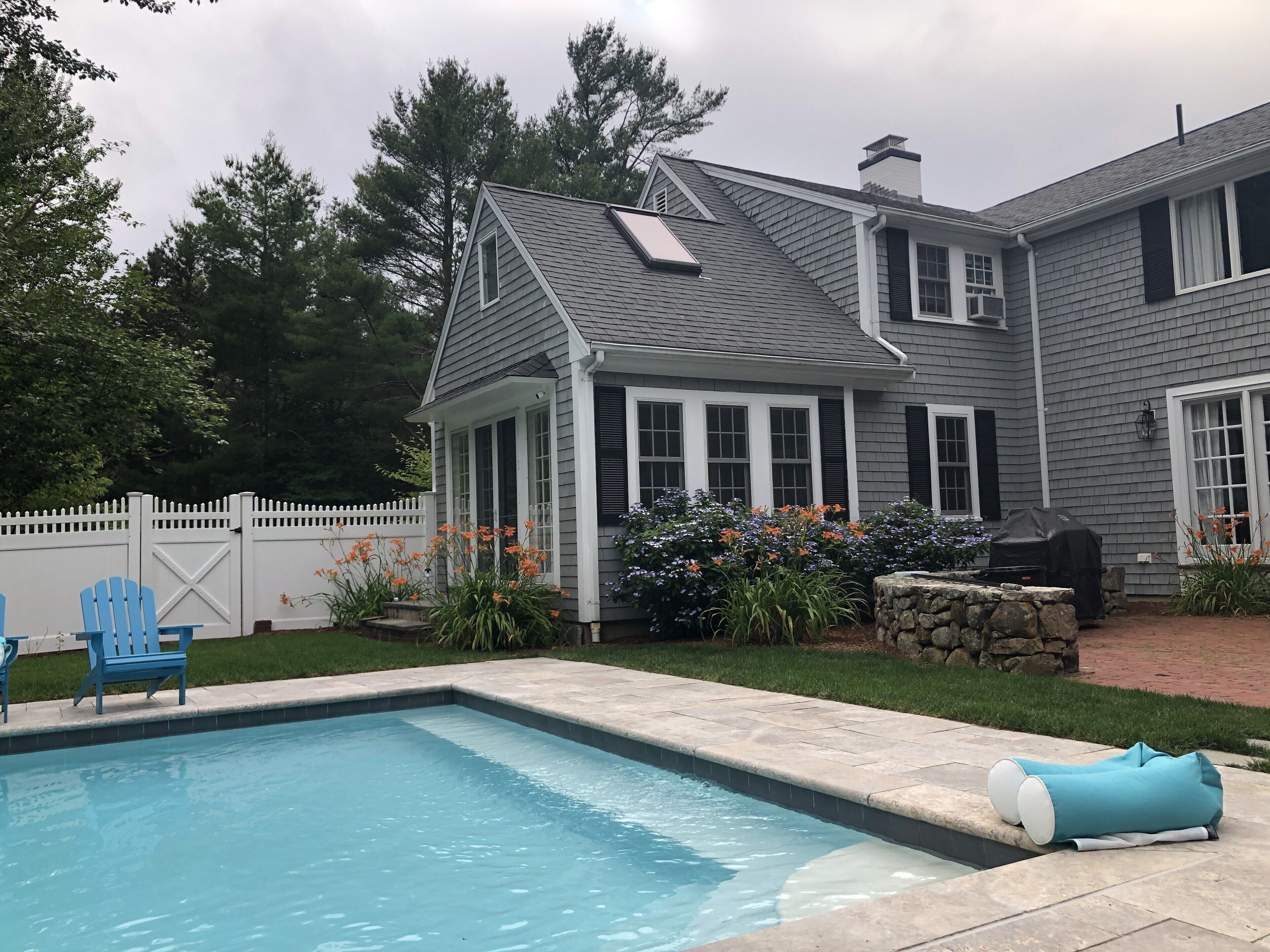 Lovely Osterville Home With New Gunite Pool and Beach Pass.