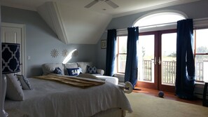 5 bedrooms, iron/ironing board, free WiFi, bed sheets