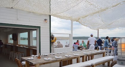 Orient Point Vacation Home Saltwater Pool and Five Bedrooms Book Summer Now