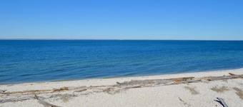 Orient Point Vacation Home Saltwater Pool and Five Bedrooms Book Summer Now