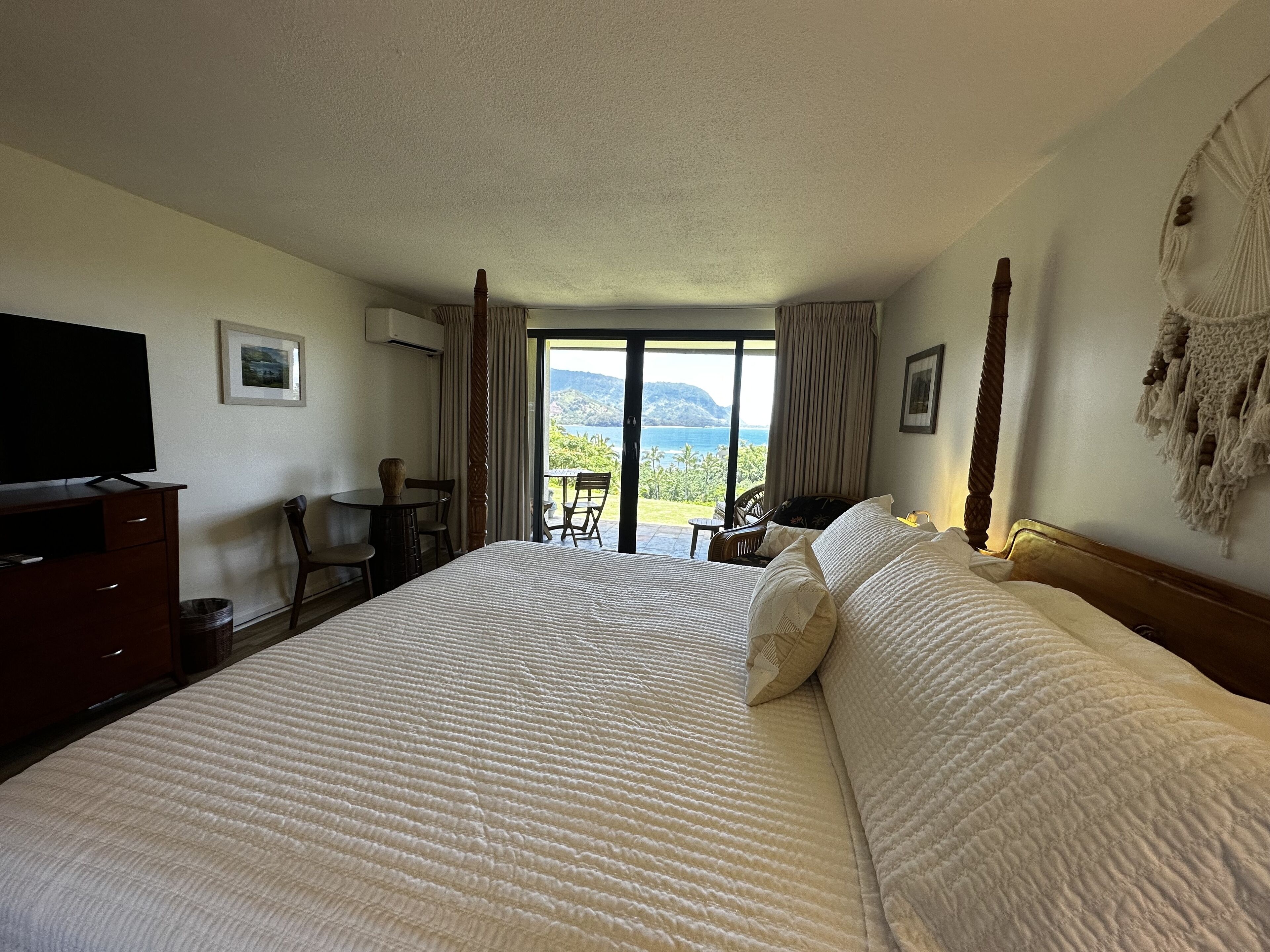 1 slaapkamer, een strijkplank/strijkijzer, wifi, beddengoed