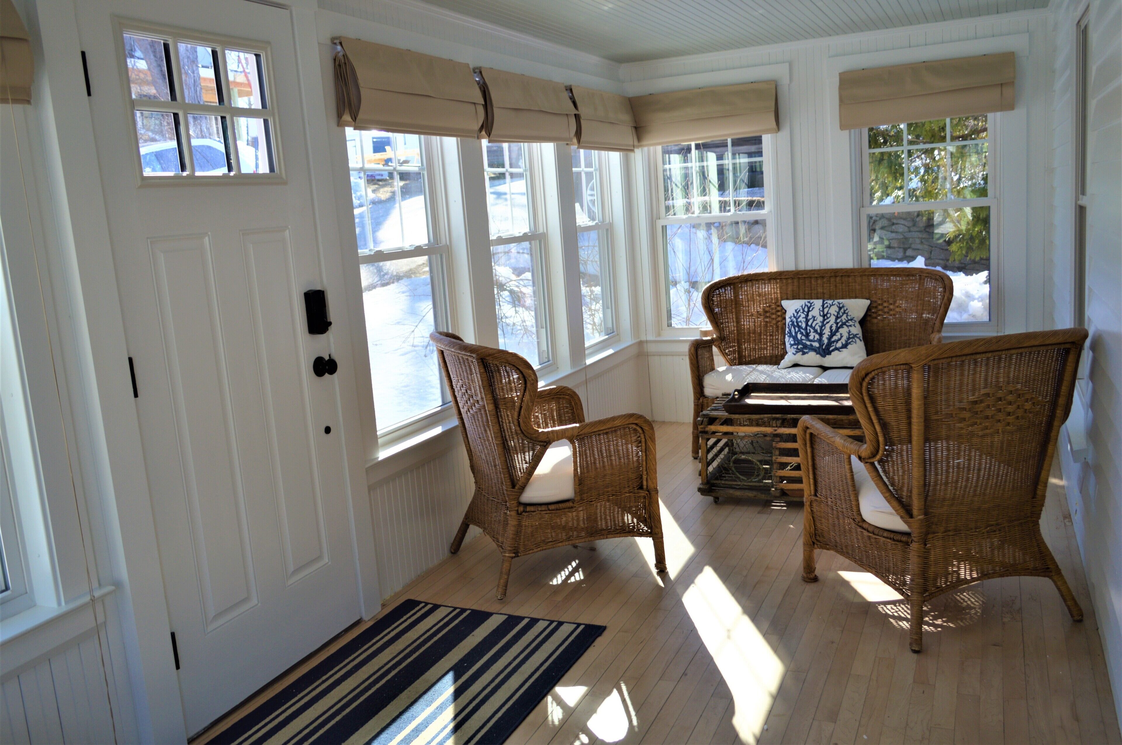 Stunning Cape-walking distance to town!