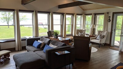 Peaceful Lakefront Cottage - Completely Renovated - Available Year Round!