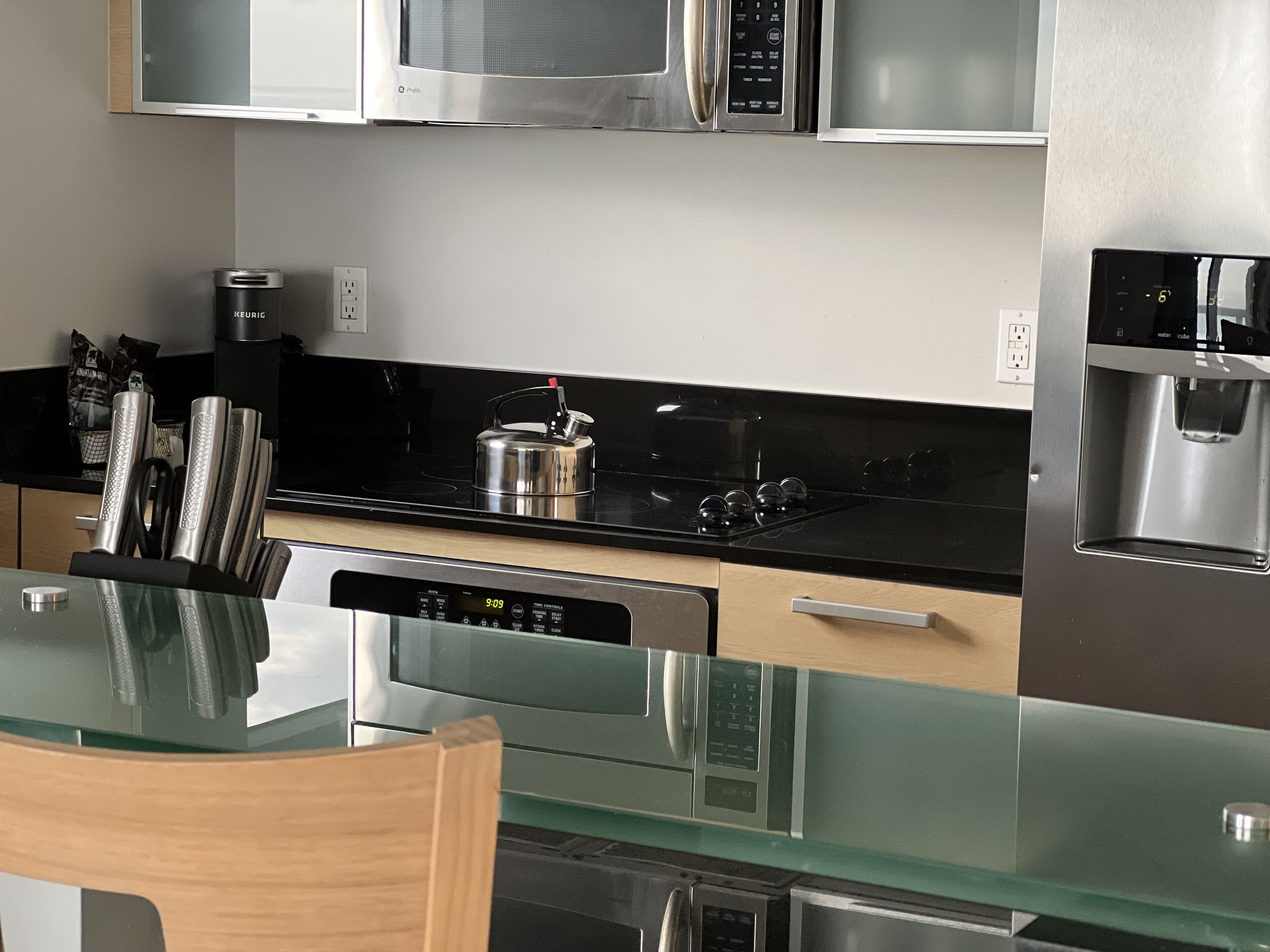 DIRECT OCEAN VIEW MARENAS RESORT SUNNY ISLES BCH, FL 2 BDRM 3 BTH W/LRGE BALCONY