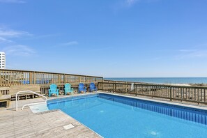 Outdoor pool - The Original Lulla-by the Sea Amazing Oceanfront Beach House W/Pool and Elevator (Carolina Beach)