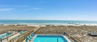 Erstaunlich Oceanfront Beach House mit Pool und Aufzug
