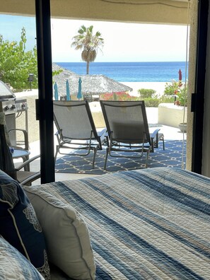2 bedrooms, iron/ironing board, travel crib, WiFi - BEST LOCATION in complex! Lower level, Pool side, Ocean view - Just remodeled! (Cabo San Lucas)
