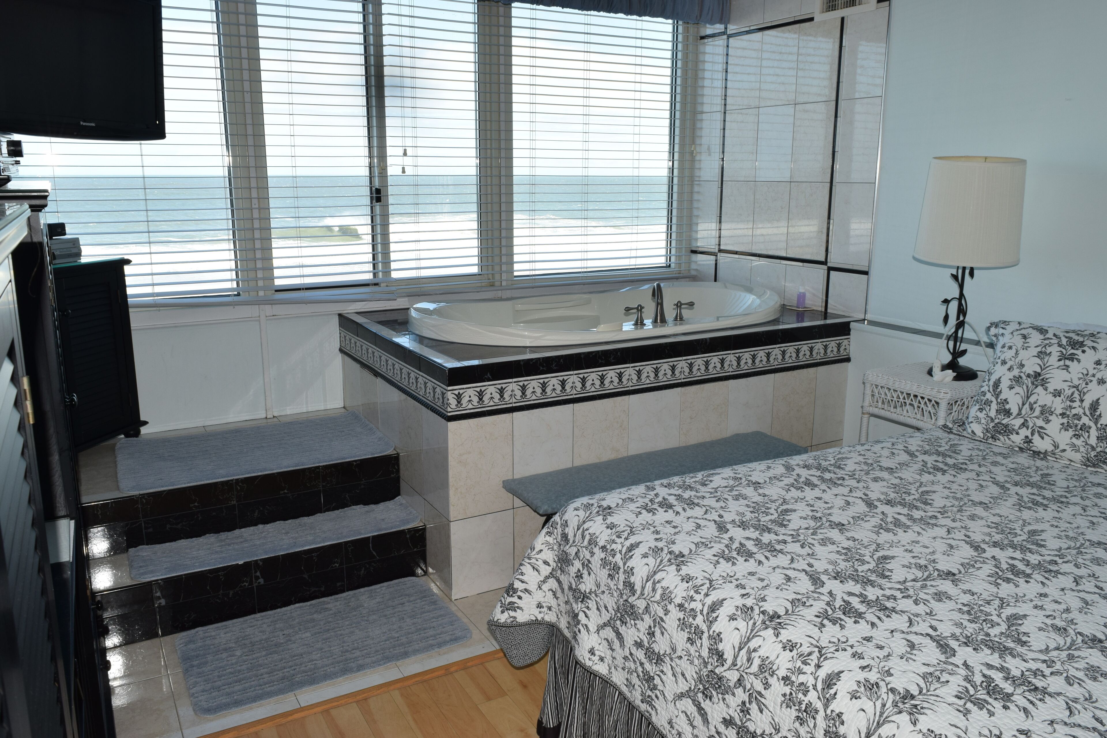 Top 16 Vrbo Vacation Rentals In Ocean City, Maryland Near The Beach