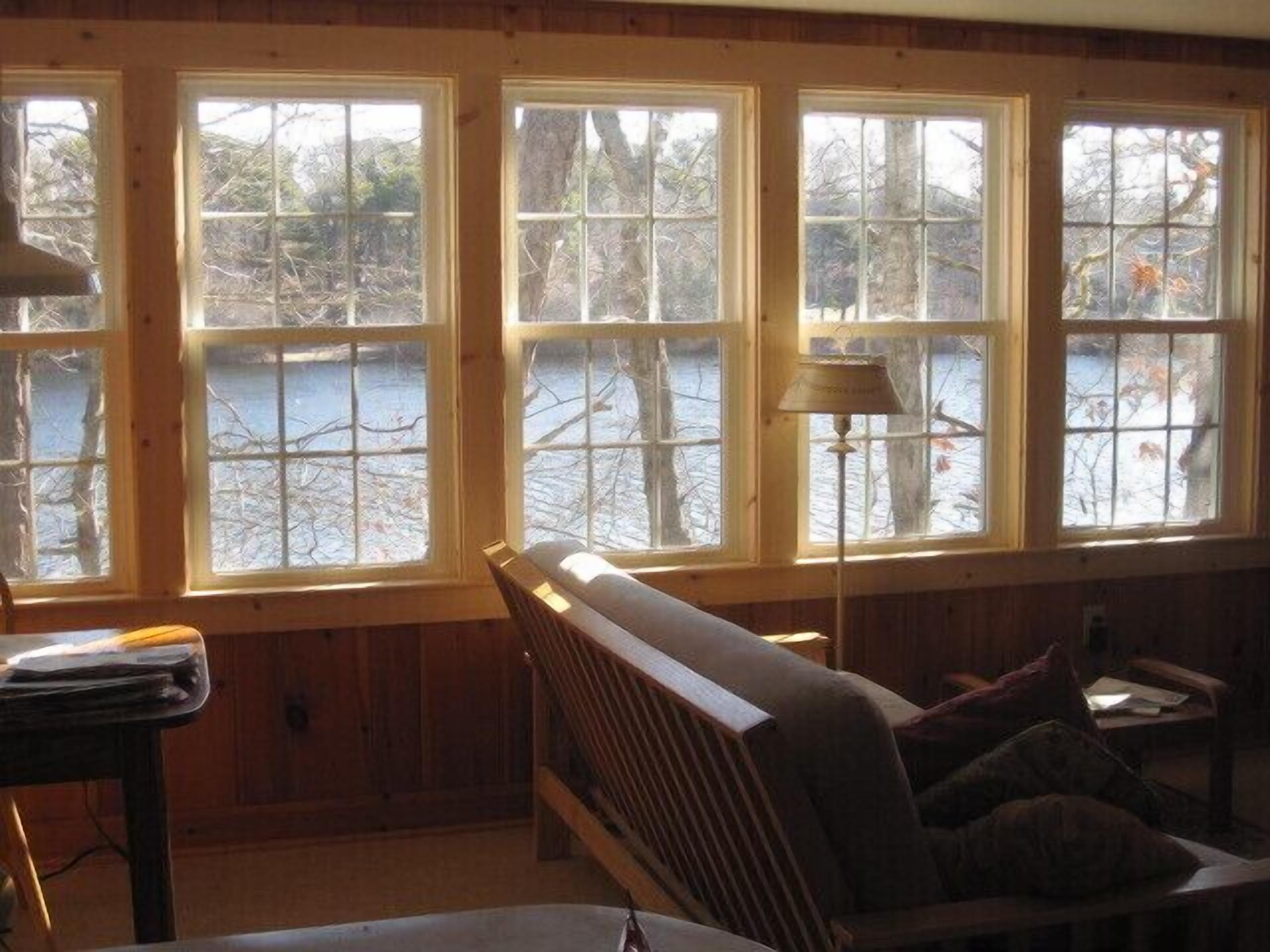 Waterfront Cottage - Adorable & Private
