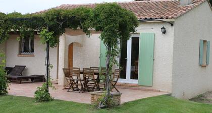 Villa mit privatem Pool in einer ruhigen Gegend: Les Oliviers