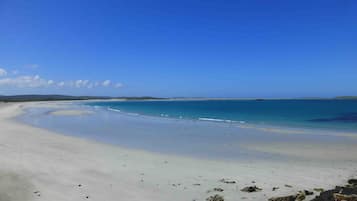 Una spiaggia nelle vicinanze