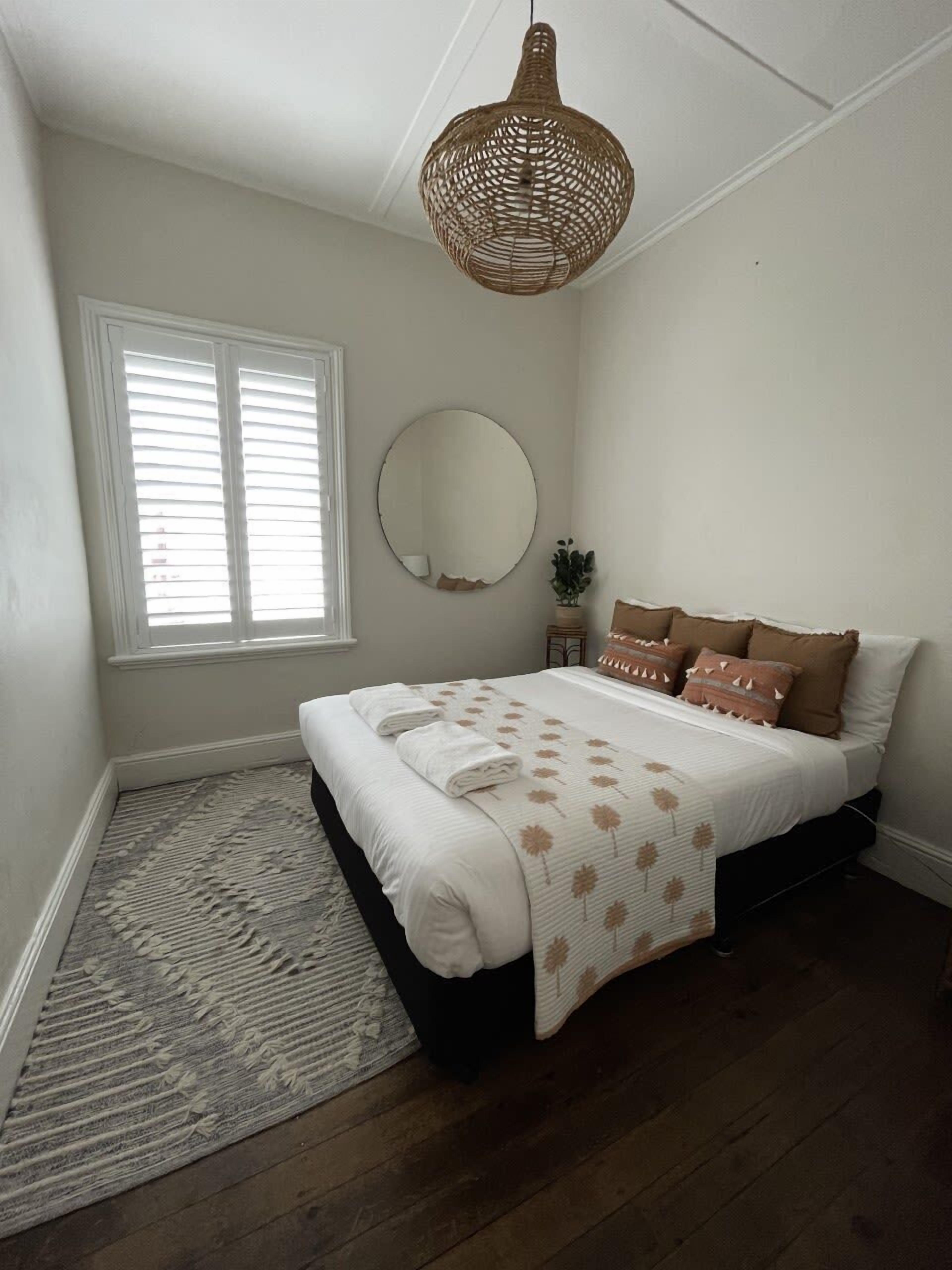 6 bedrooms, iron/ironing board, travel crib, WiFi