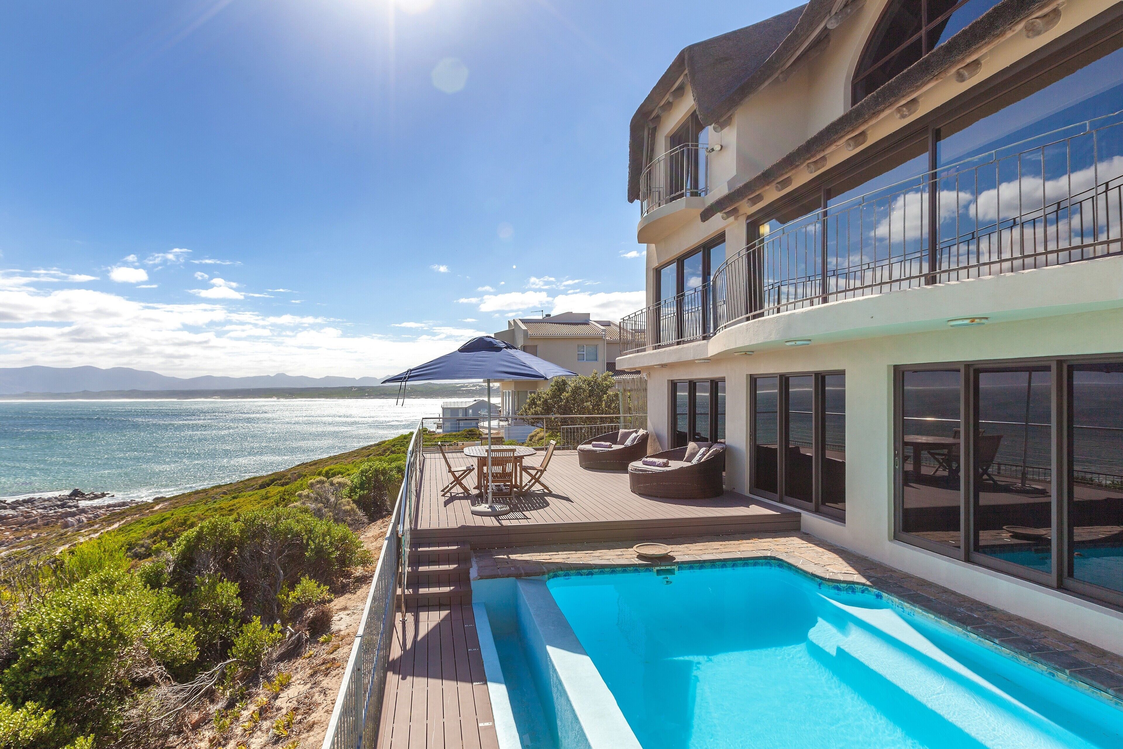 Piscine extérieure, piscine chauffée