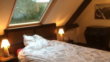 7 Schlafzimmer, Bügeleisen/Bügelbrett, WLAN, Bettwäsche