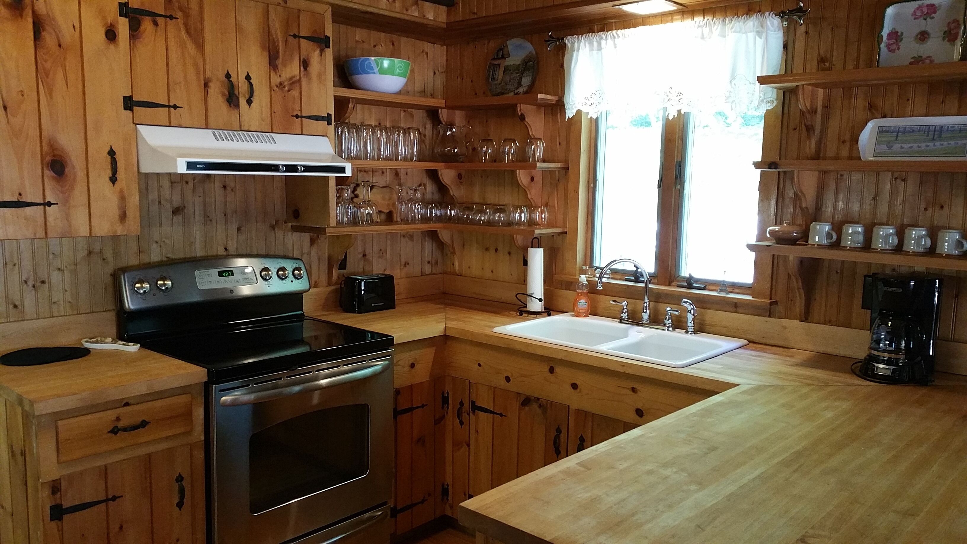 Lidie's Place - A Secluded Forest Cottage