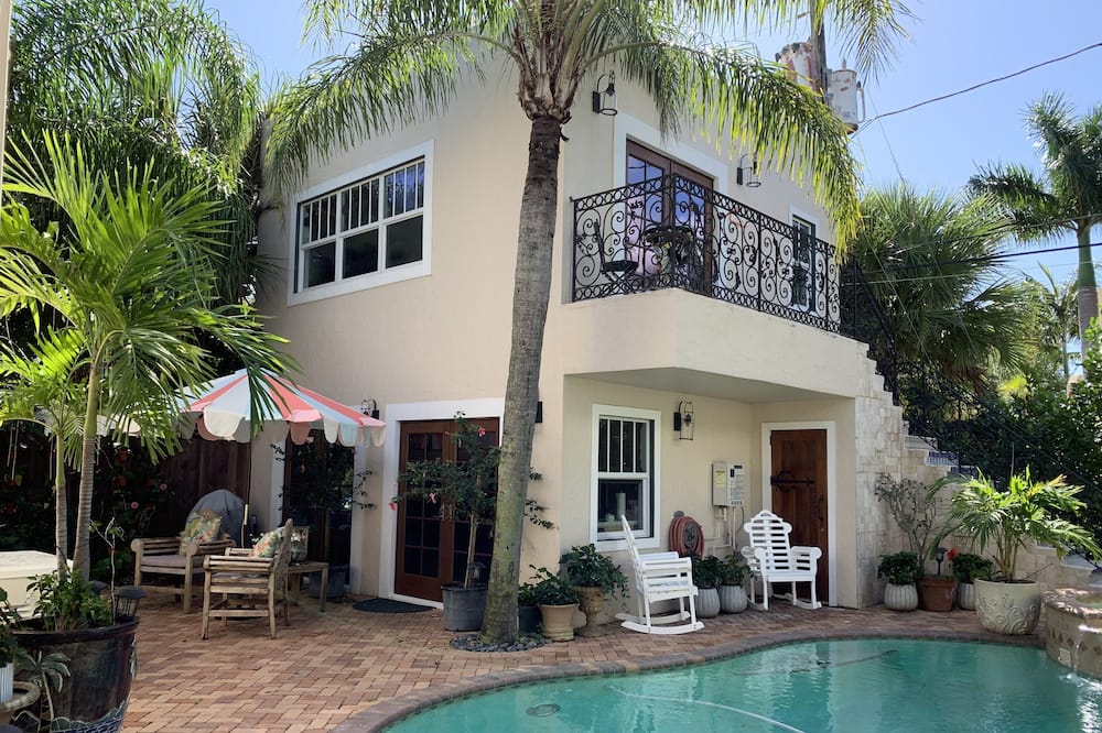 West Palm Beach Apartment