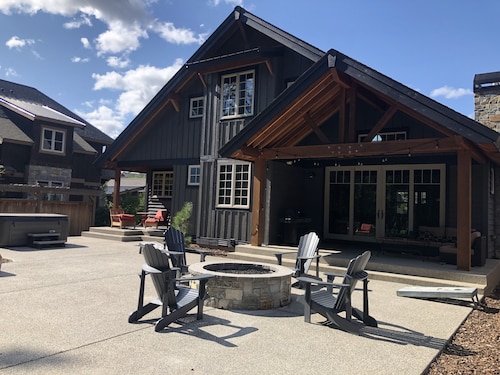 October Harvest festival weekend specials!! Golf Course home!