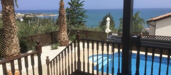 美しい隠れ家VILLA  -  3つの床の3ベッドを分けた - ポモス