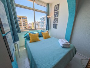 1 chambre, coffres-forts dans les chambres, bureau